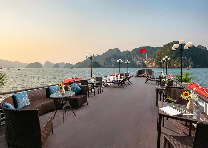 La Regina Classic Cruise  Hạ Long